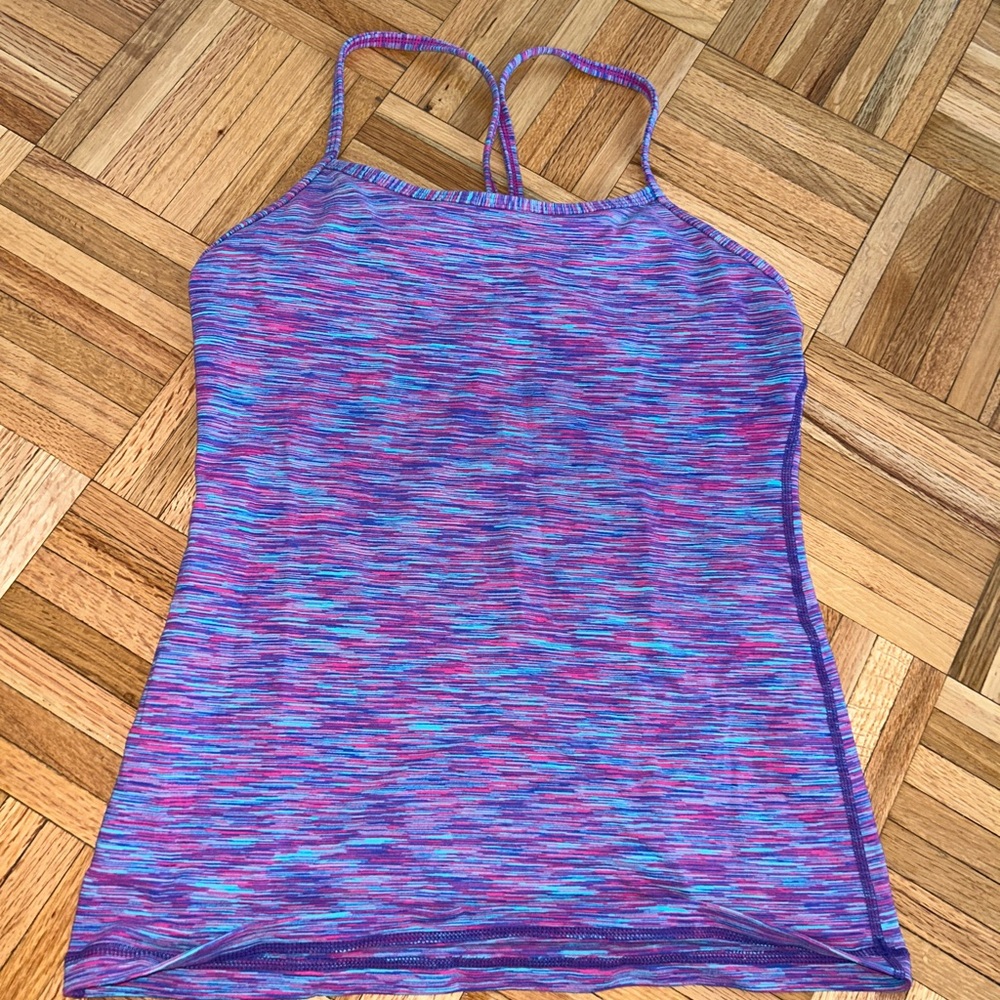Striped lululemon tank top with built in bra